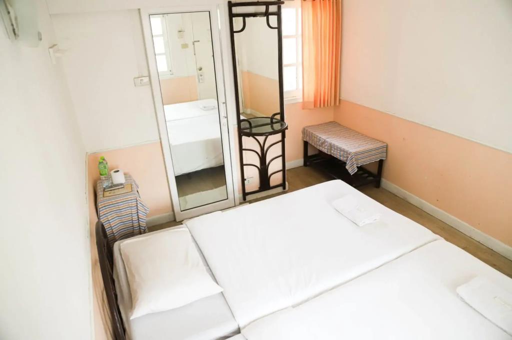 White Lodge Hotel Bangkok 2*