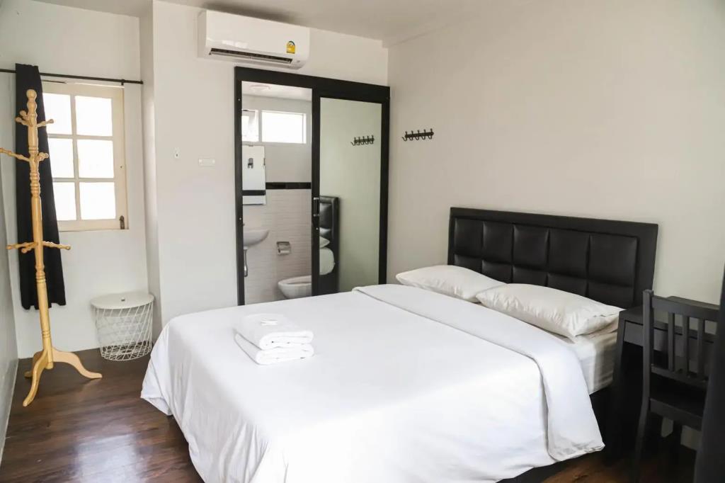 White Lodge Hotel Bangkok 2*