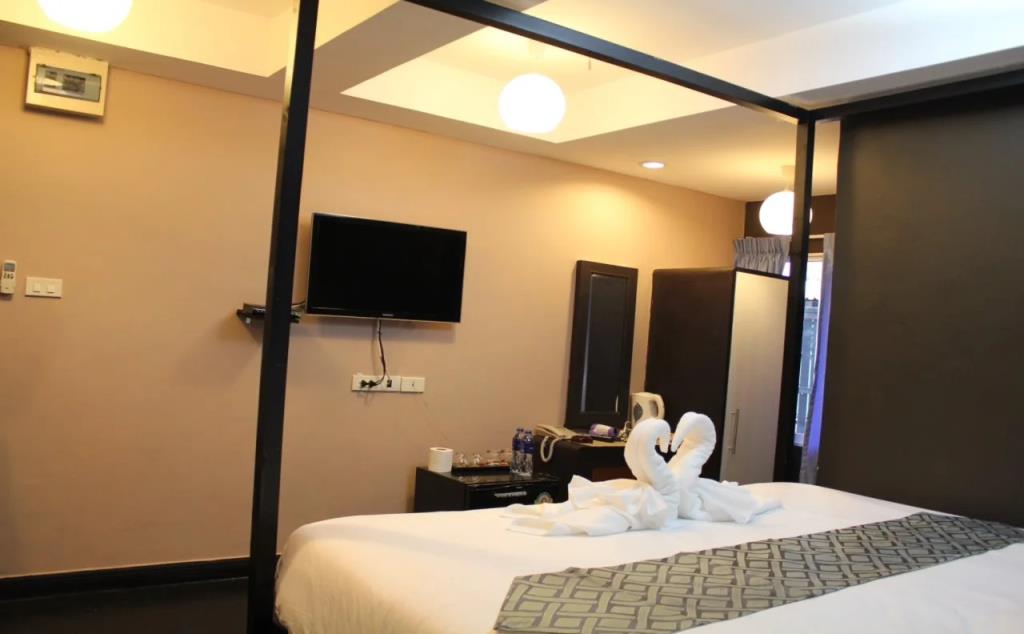 S30 Sukhumvit Hotel 3*