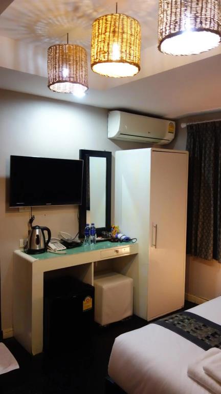 S30 Sukhumvit Hotel 3*