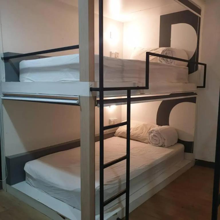 S30 Sukhumvit Hotel 3*