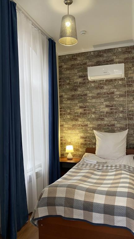 Dobrian Hotel 3*