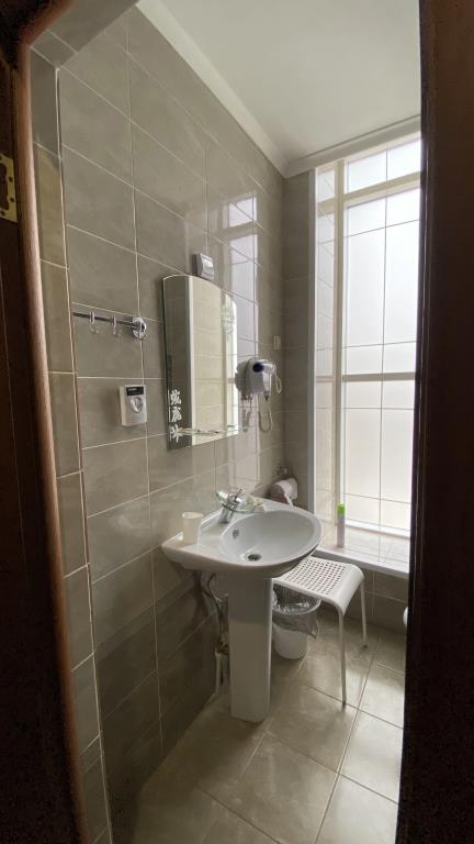Dobrian Hotel 3*