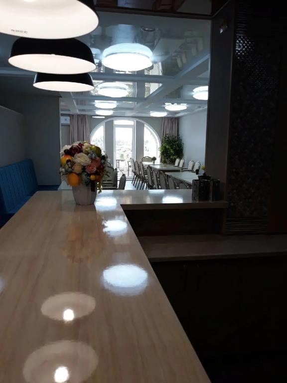 Dobrian Hotel 3*