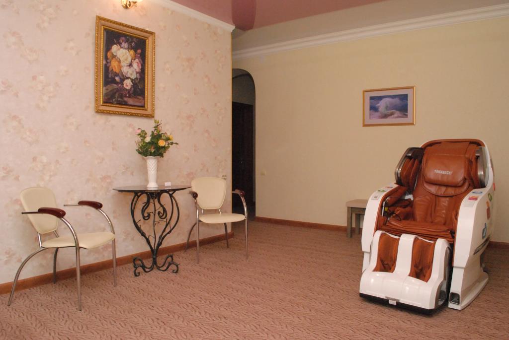 Dobrian Hotel 3*
