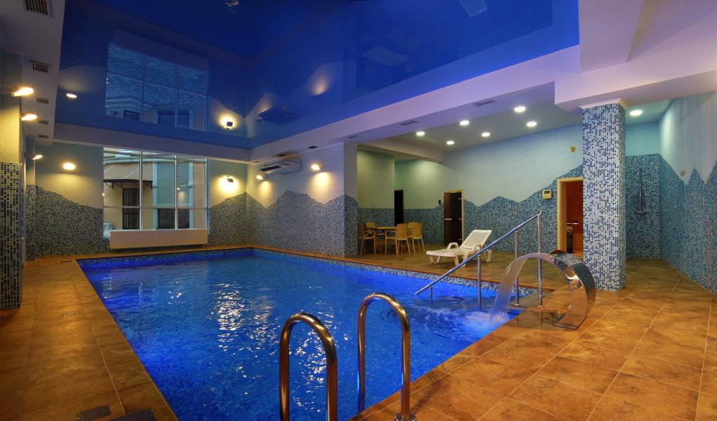 Kolizej Na Volzalnoy Hotel 3*