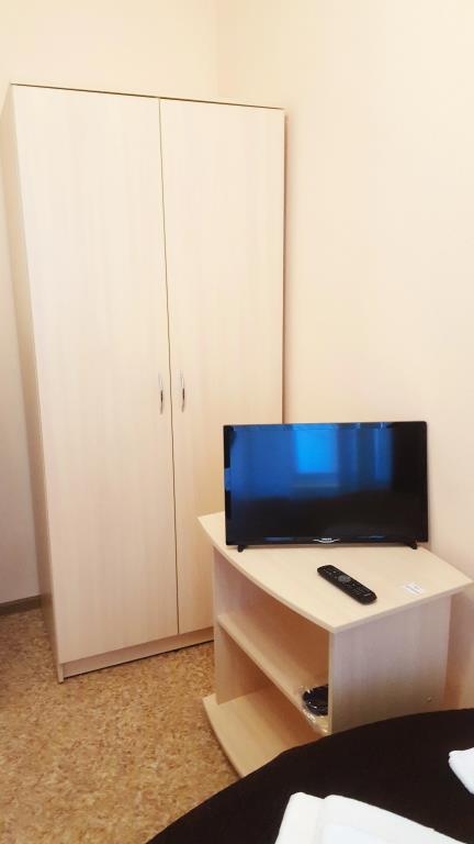 Otel Simferopol 2*