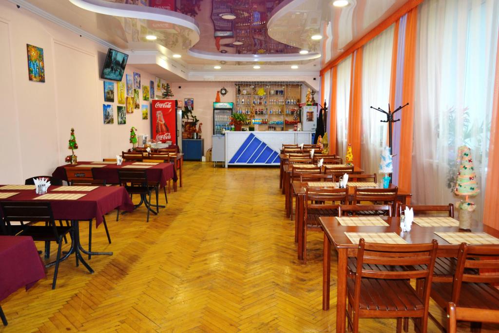 Otel Simferopol 2*
