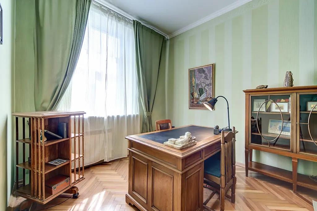 Bolshaya Konyushennaya 5 Apartments 0*