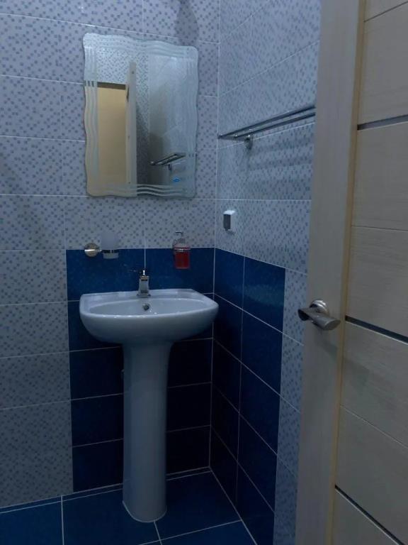 Prado Hotel 0*