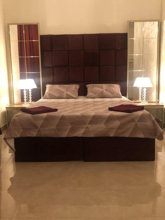 Arbat Hotel 0*