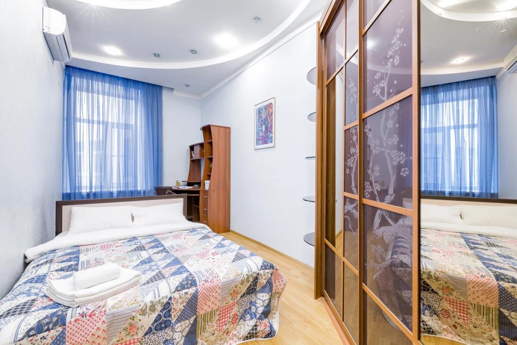 Welcome Home Mojka 14 B Apartments 0*