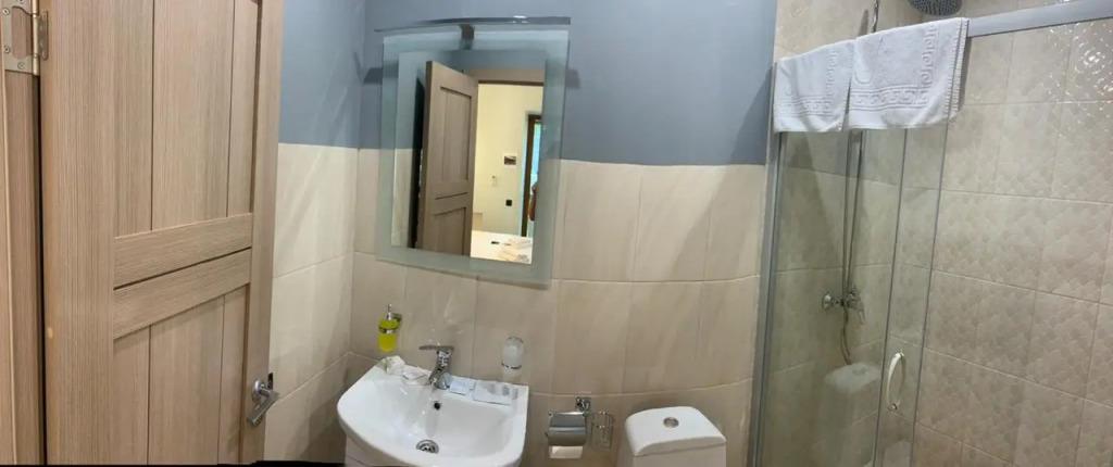 The 7 dreams city hotel 0*