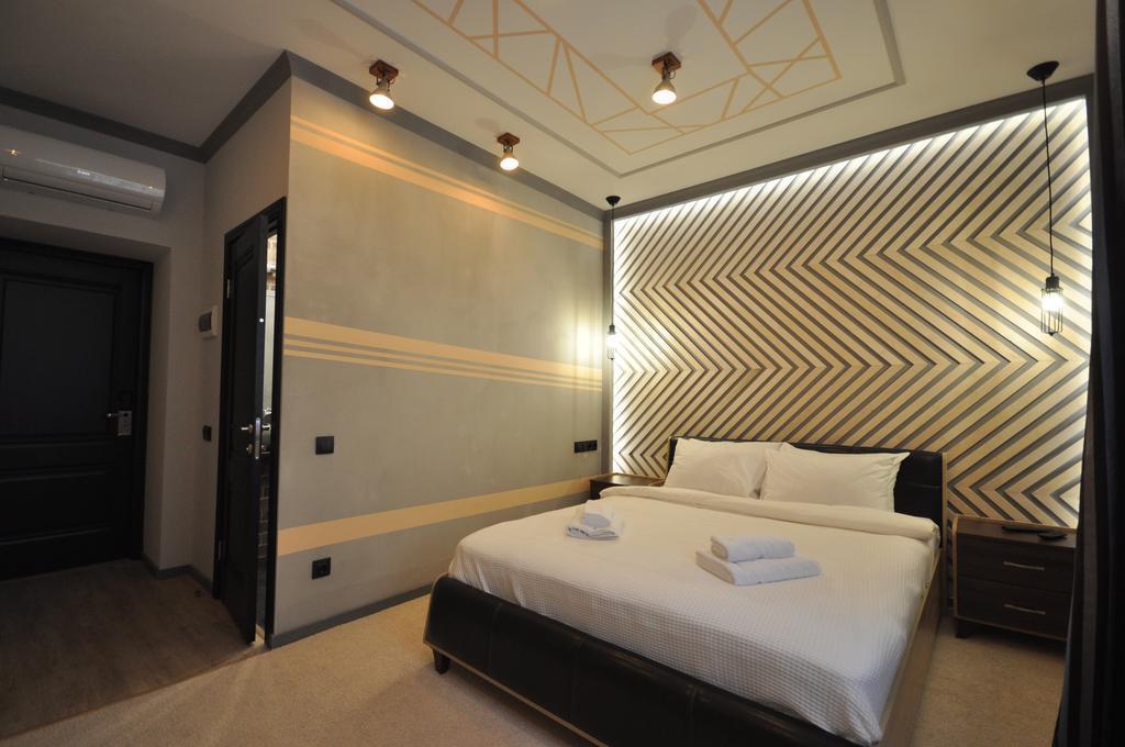 The 7 dreams city hotel 0*