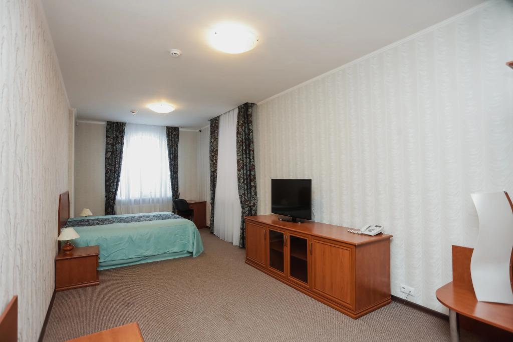 Evropejskaya Hotel 3*