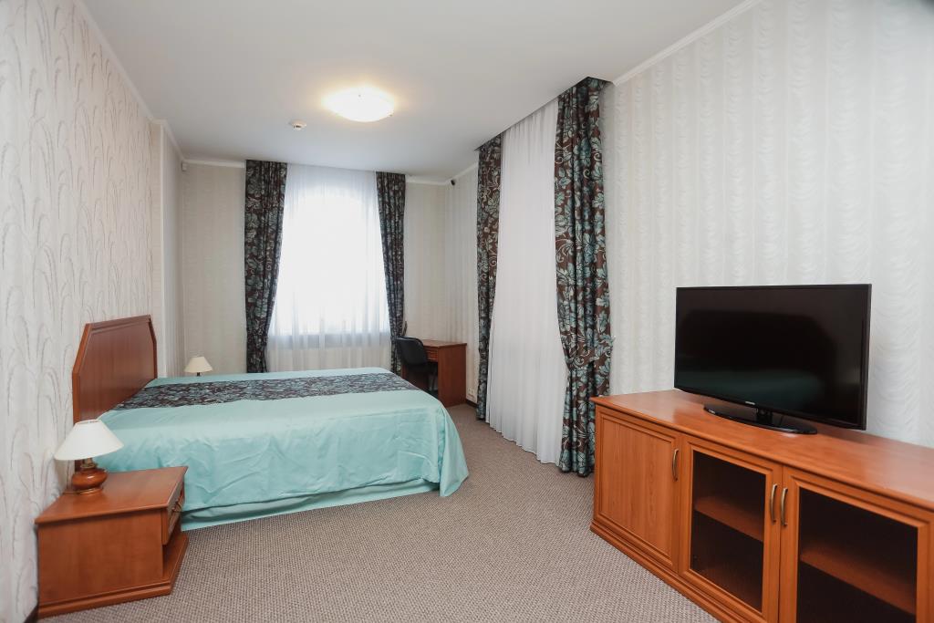 Evropejskaya Hotel 3*