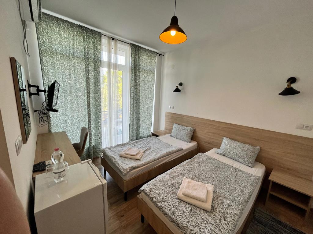 Laguna Beach Club Hotel 3*