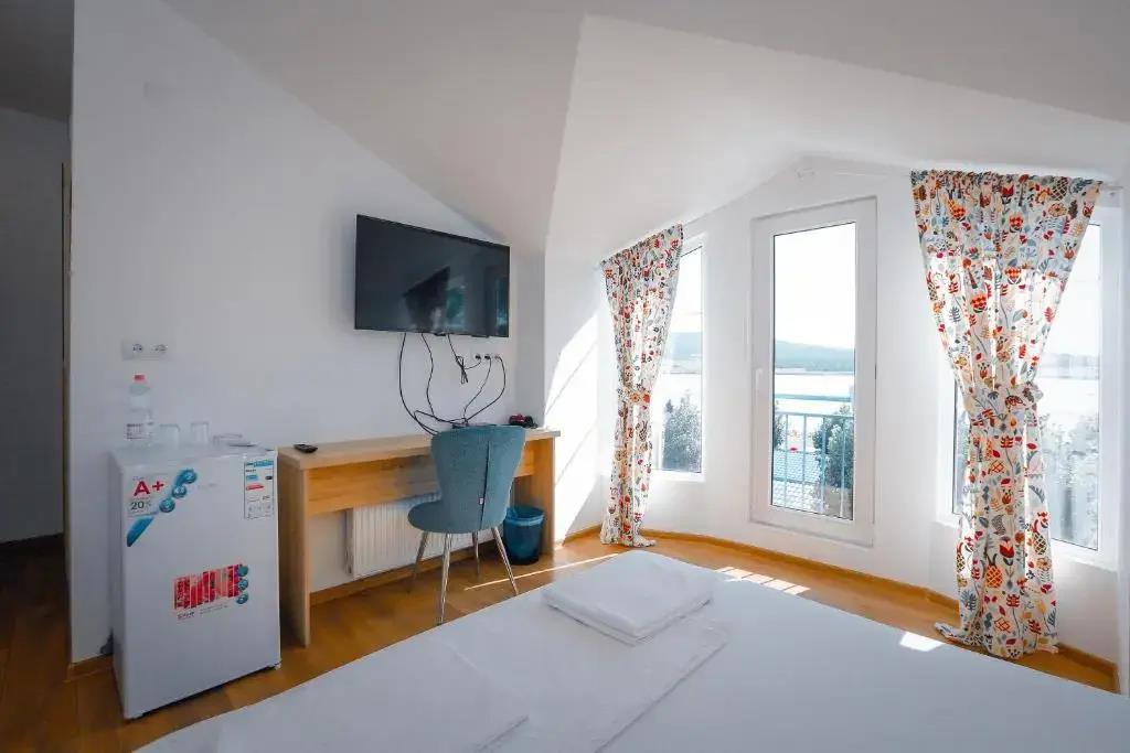 Laguna Beach Club Hotel 3*