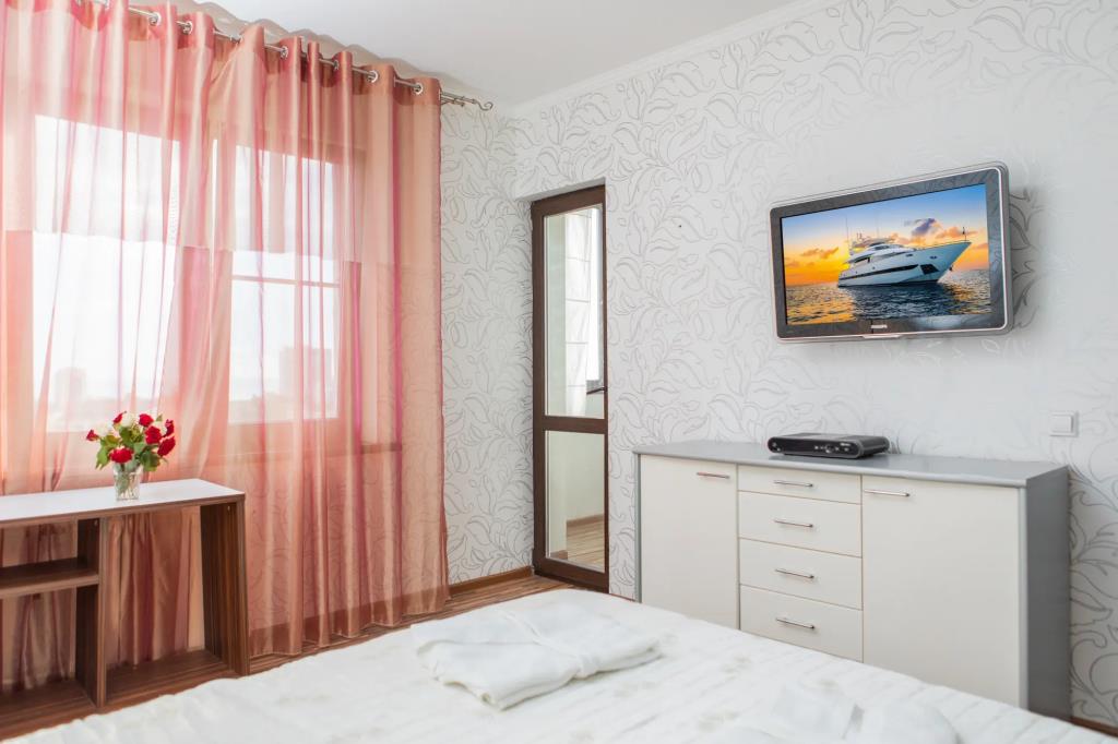 Na Lenina 10 Apartments 0*
