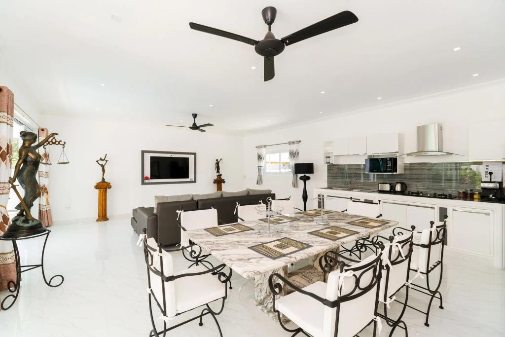 Wirason Villa 4 Bedrooms 0*