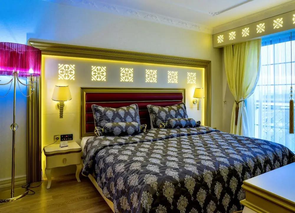 Alt?n Otel & Spa Bal?kesir 4*