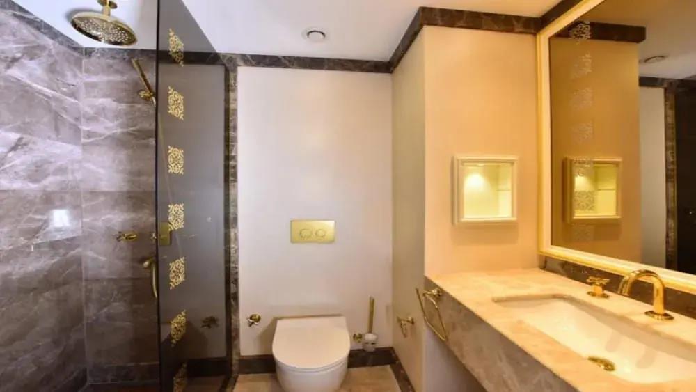 Alt?n Otel & Spa Bal?kesir 4*