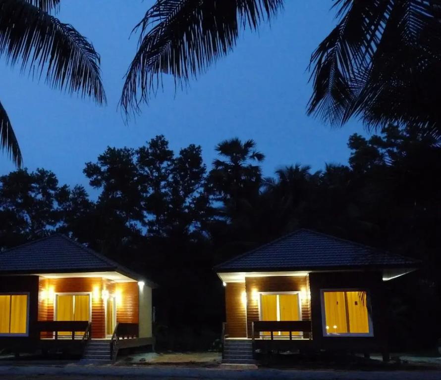 Maikhao Residence 3*