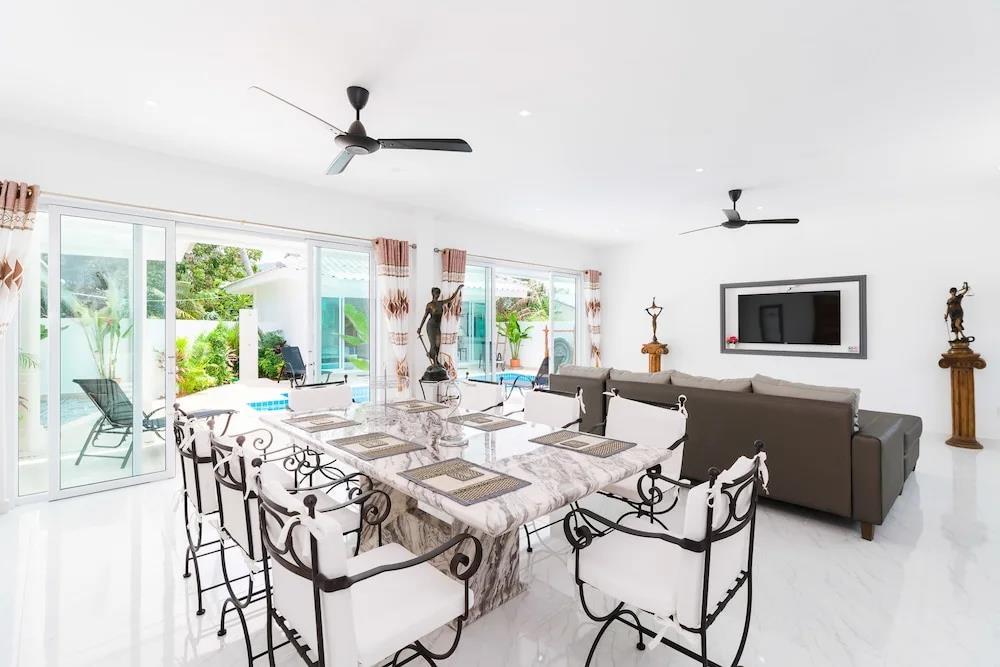 Wirason 2-Bedroom Pool Villa 0*