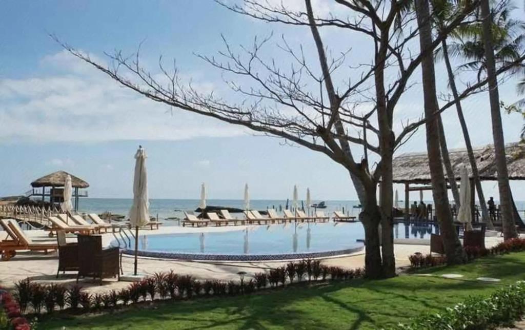 The Pier Phu Quoc Resort 3*