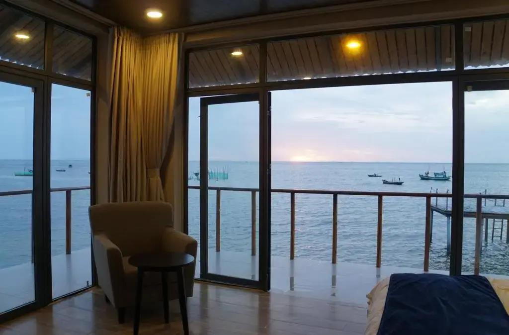 The Pier Phu Quoc Resort 3*