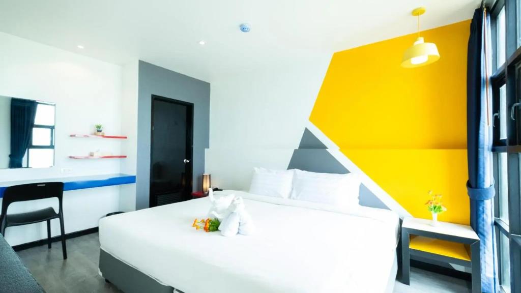 Play Phala Beach Rayong 4*