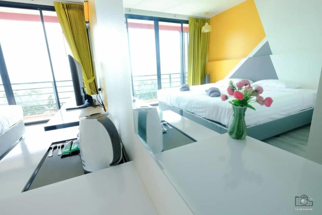 Play Phala Beach Rayong 4*