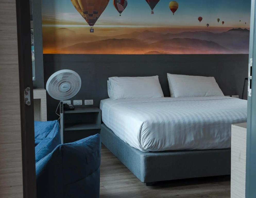 Hyde Park Hotel Bangkok 3*
