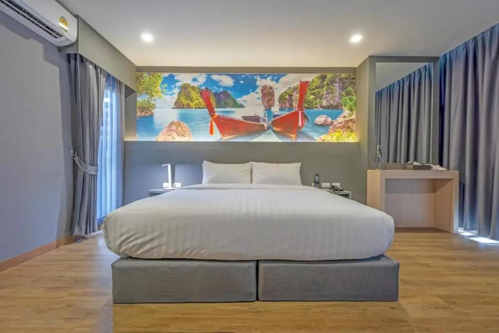 Hyde Park Hotel Bangkok 3*