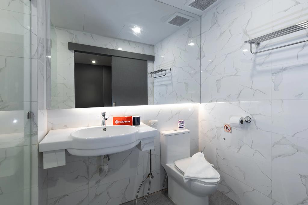 Hyde Park Hotel Bangkok 3*