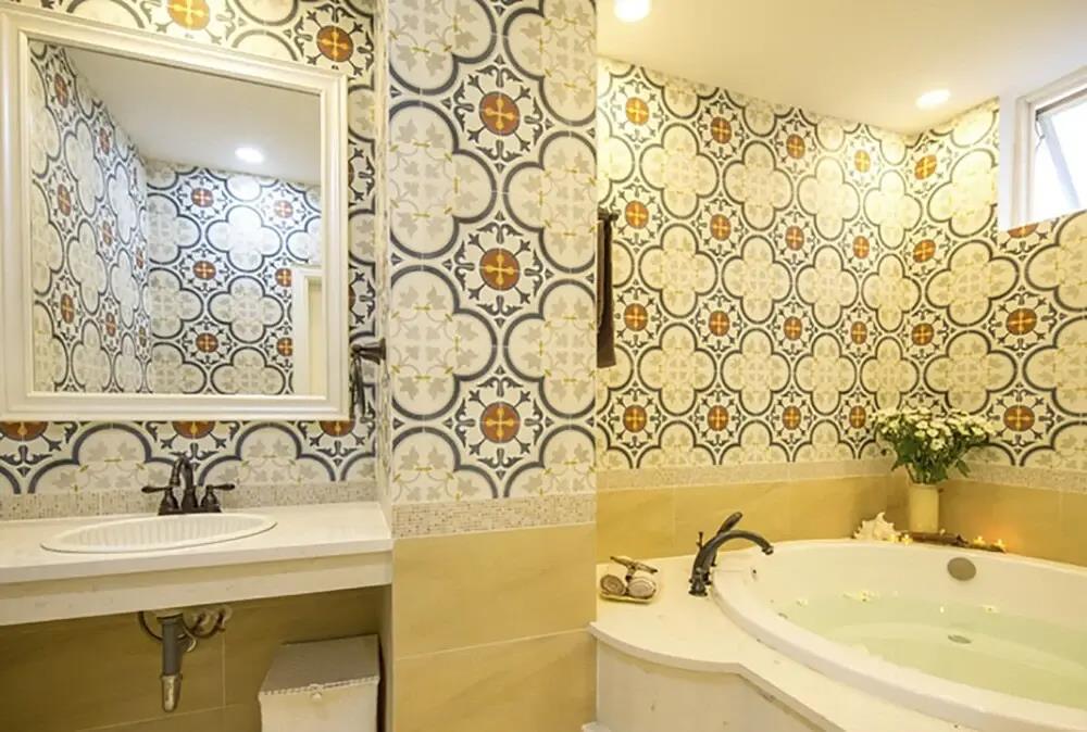 1BR Victorian Apartment River View D7 0*