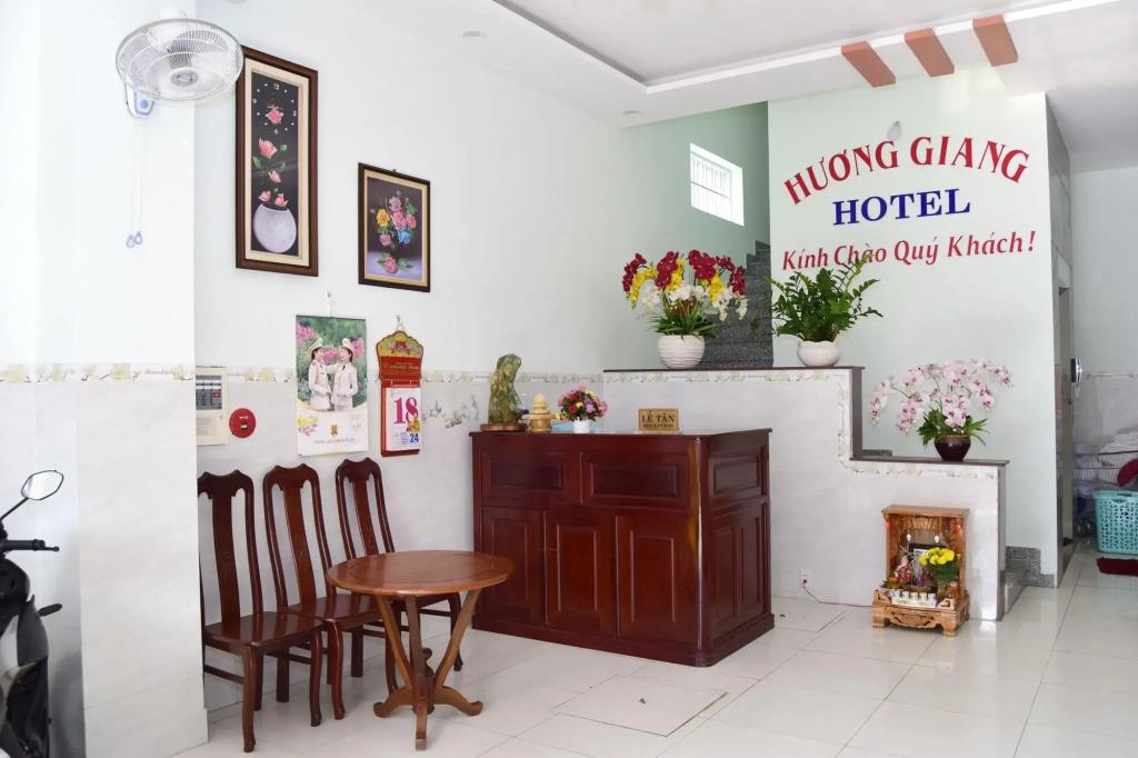 Khach San Huong Giang 2*