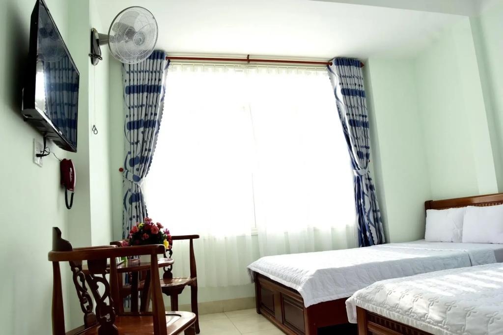 Khach San Huong Giang 2*