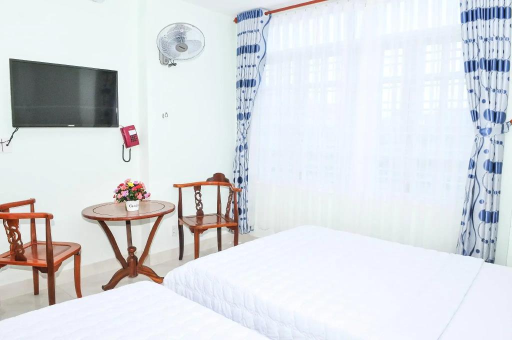 Khach San Huong Giang 2*