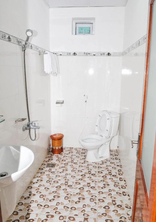 Khach San Huong Giang 2*