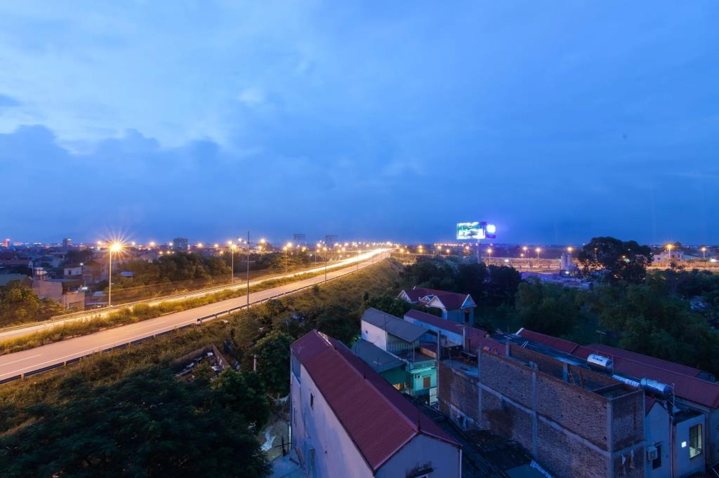Luxury Airport Hotel & Spa 3*