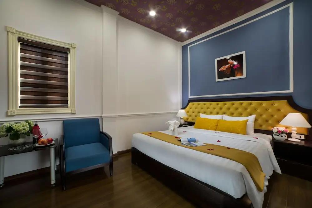 MF Louis Hotel 3*