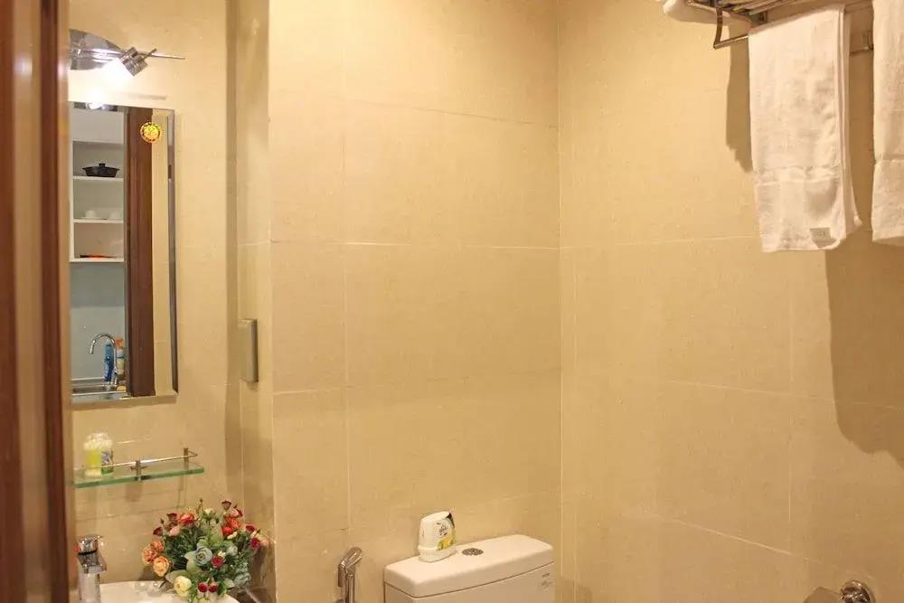 Le Hieu Apartment at Sky Center 0*