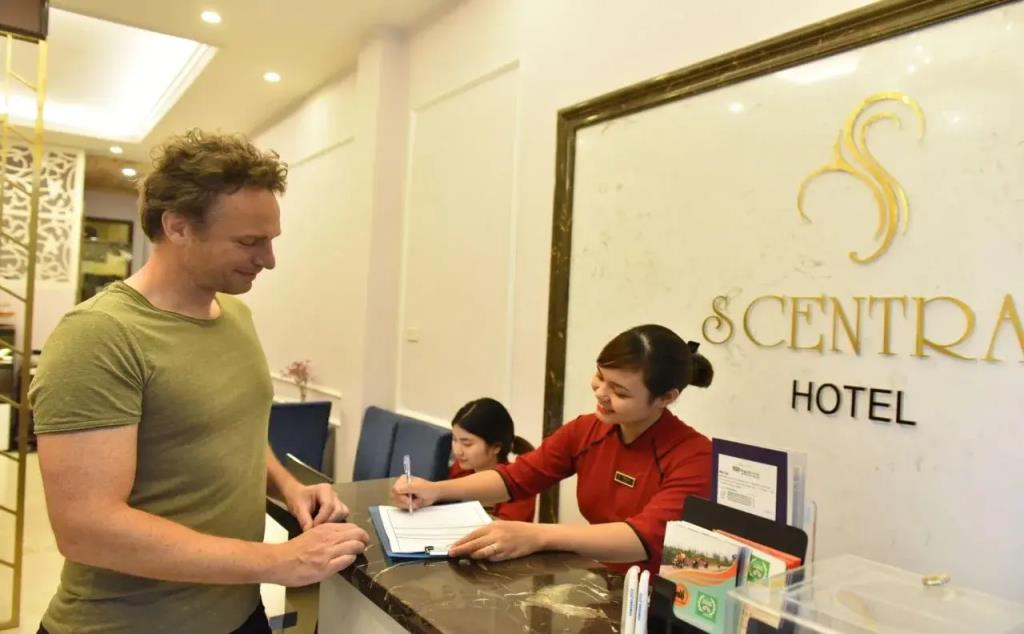 S Central Hotel & Spa 3*