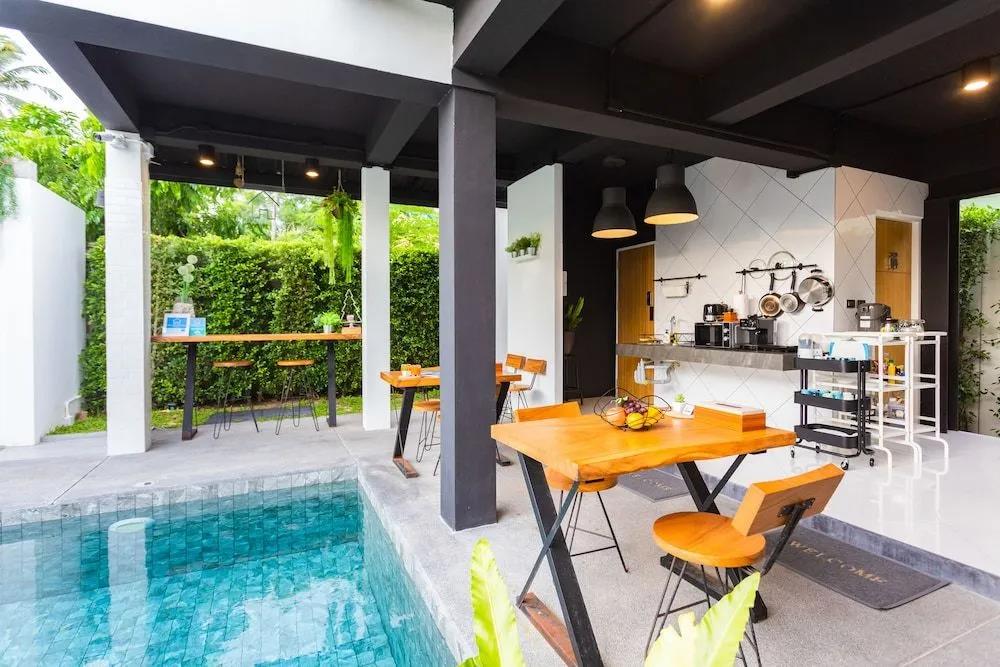 The Seaton House Phuket 3*