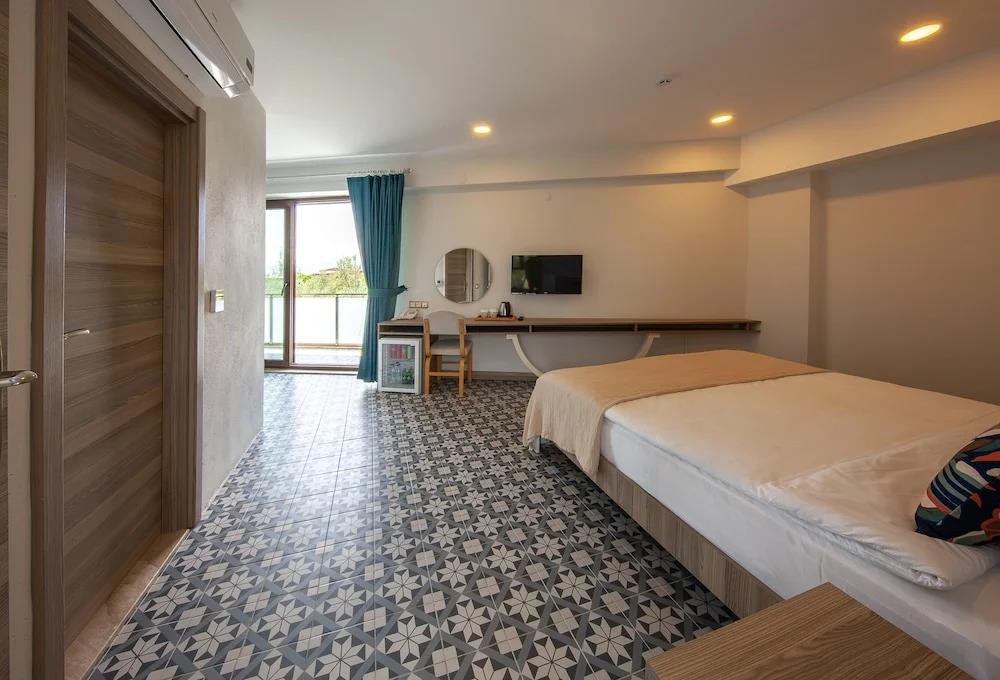 Assos Alt?n Otel 0*