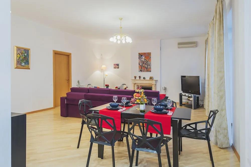 GM Apartment Arbat 49 0*