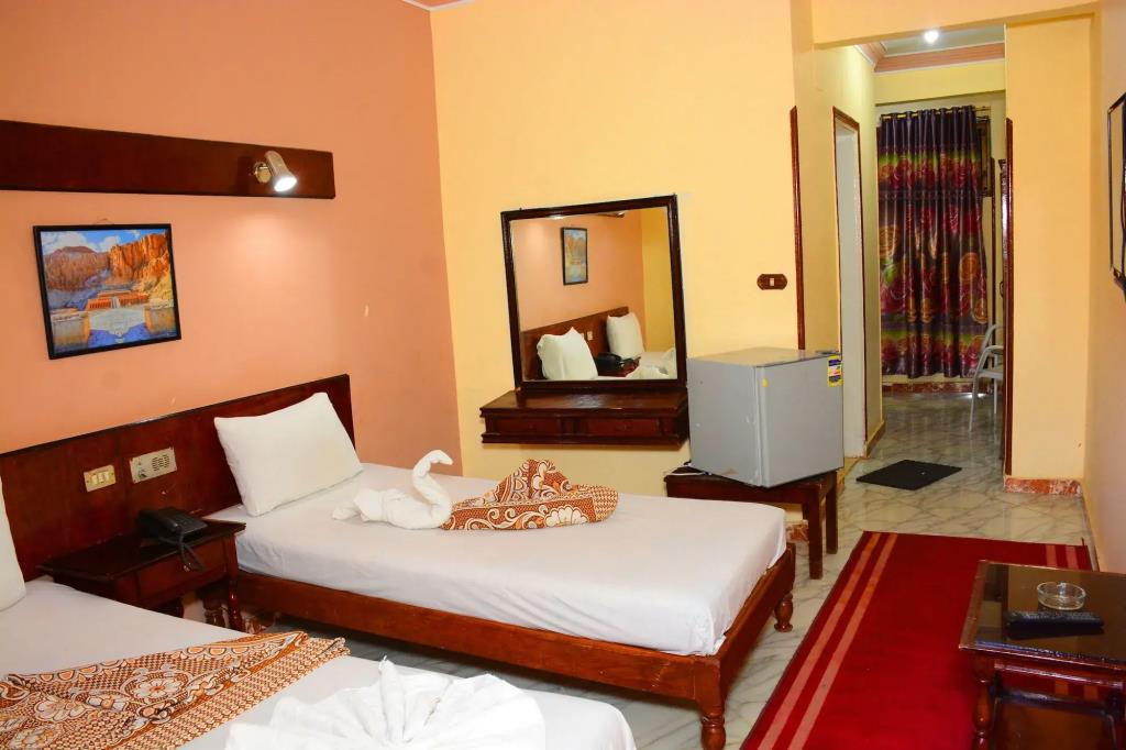 hotel shady 3*