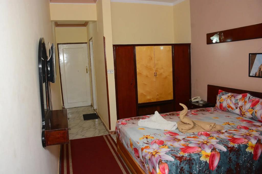 hotel shady 3*