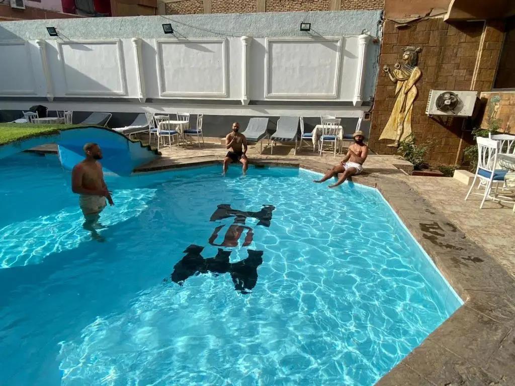 hotel shady 3*